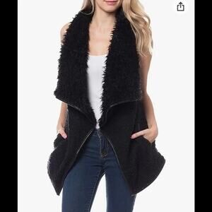Anthropologie Love Tree Vest Size Medium Black Faux Fur Open Front Pockets